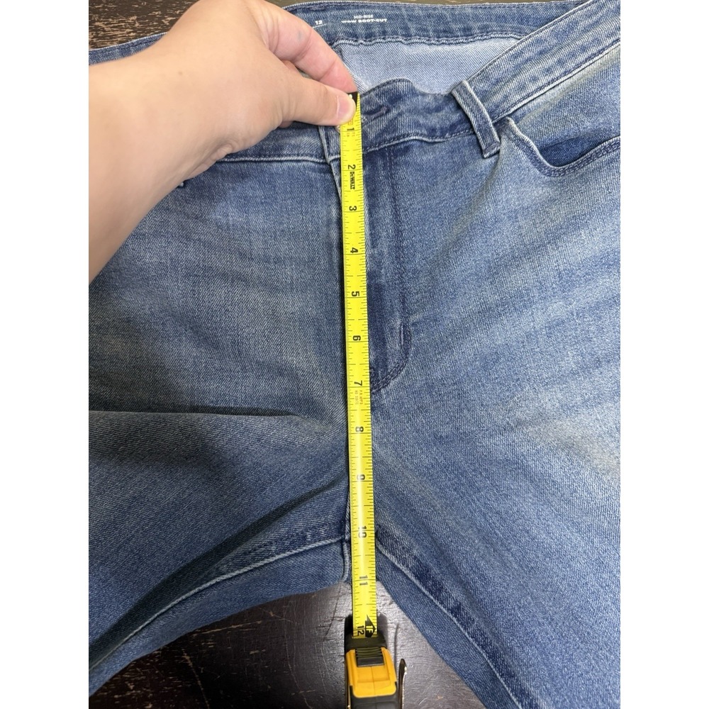 Old Navy Wow Boot-Cut Jeans Women's Size 12 Short Mid Rise Medium Wash Denim - Picture 7 of 7